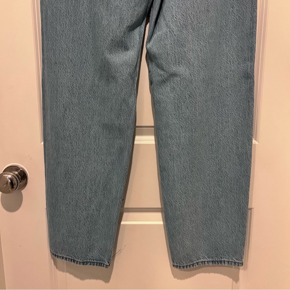 NWT Abercrombie & Fitch Women's The Taper Jean High Rise Light Wash Size 29/8 R - Picture 9 of 13